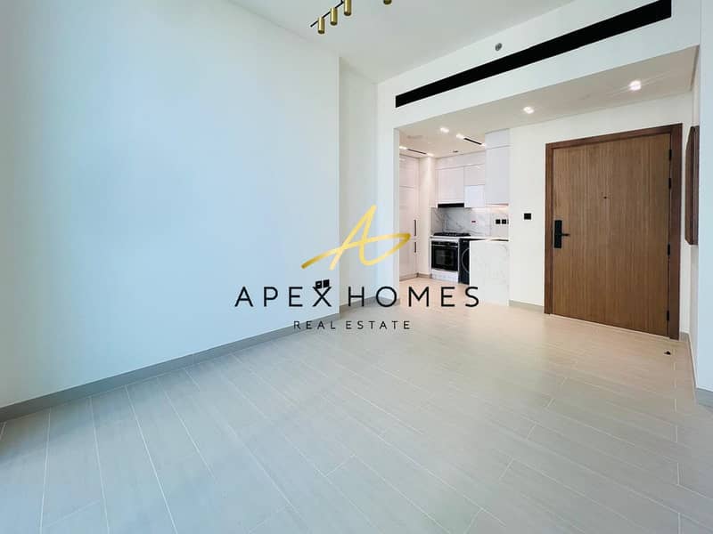 Elegant Living | Bright Unit | Smart Home Elegant Living | Bright Unit | Smart Home