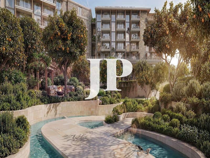 4 Cascading Water Feature - Courtyard. jpg