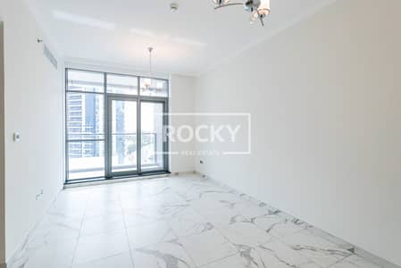 1 Bedroom Apartment for Rent in Business Bay, Dubai - ART 18 - living area (2). jpg