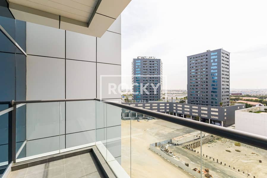 8 ART 18 - balcony (2). jpg