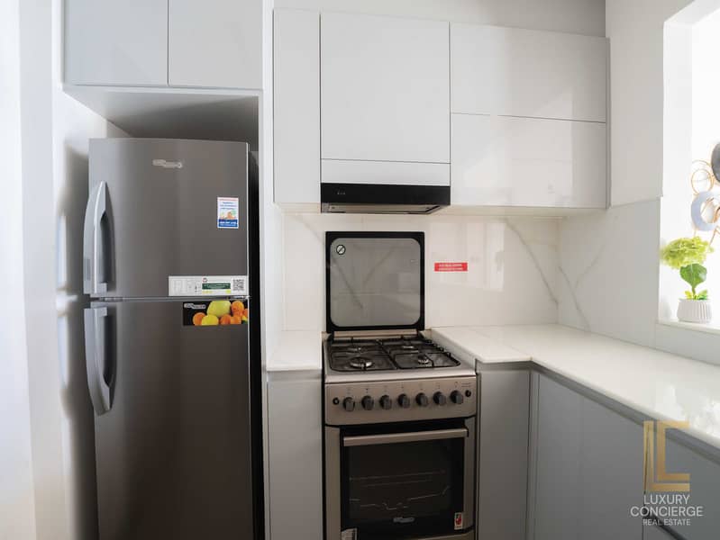 12 Binghatti Creek-04. jpg