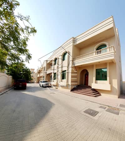 BEST OFFER 6-BEDROOM VILLA IN COMPOUND BEST OFFER 6-BEDROOM VILLA IN COMPOUND