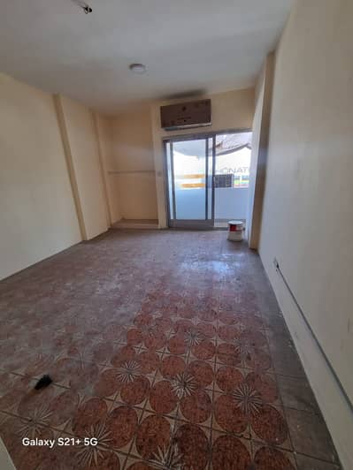 1 Bedroom Apartment for Rent in Al Majaz, Sharjah - WhatsApp Image 2026-06-11 at 16.54. 18. jpeg 1 Bedroom Apartment for Rent in Al Majaz, Sharjah - WhatsApp Image 2026-06-11 at 16.54. 18. jpeg