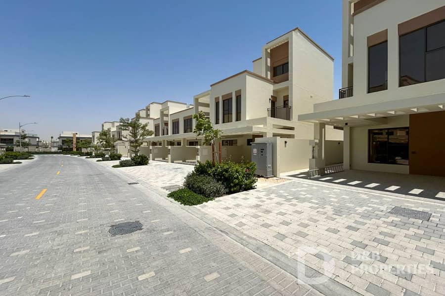 BRAND NEW | PREMIUM CLUSTER | 4 ELEGANT BEDROOMS BRAND NEW | PREMIUM CLUSTER | 4 ELEGANT BEDROOMS