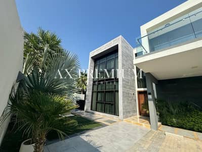 5 Bedroom Townhouse for Sale in DAMAC Islands 2, Dubai - eae7c9f4-cc74-4657-b315-befd5f35136e. jpeg 5 Bedroom Townhouse for Sale in DAMAC Islands 2, Dubai - eae7c9f4-cc74-4657-b315-befd5f35136e. jpeg