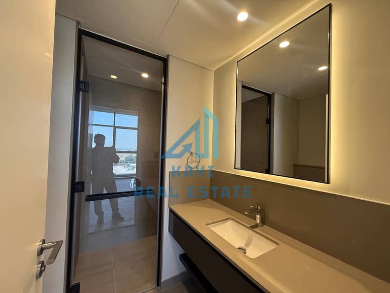 8 bdd49de0-47f0-4302-ae25-326fa85a035b. jpg