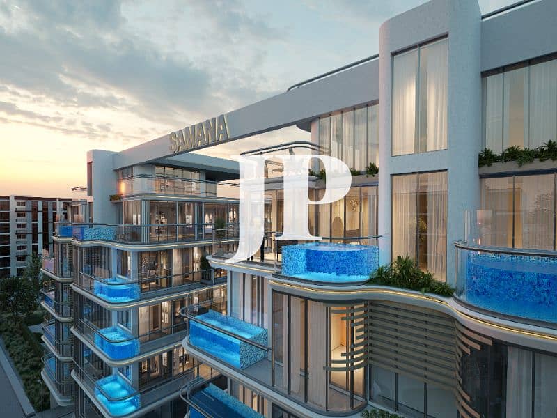 2 BalconyShot. jpg