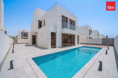 5 Bedroom Villa for Sale in Jumeirah Park, Dubai - Exclusive|Brand New|Ready To Move|Swimming Pool 5 Bedroom Villa for Sale in Jumeirah Park, Dubai - Exclusive|Brand New|Ready To Move|Swimming Pool