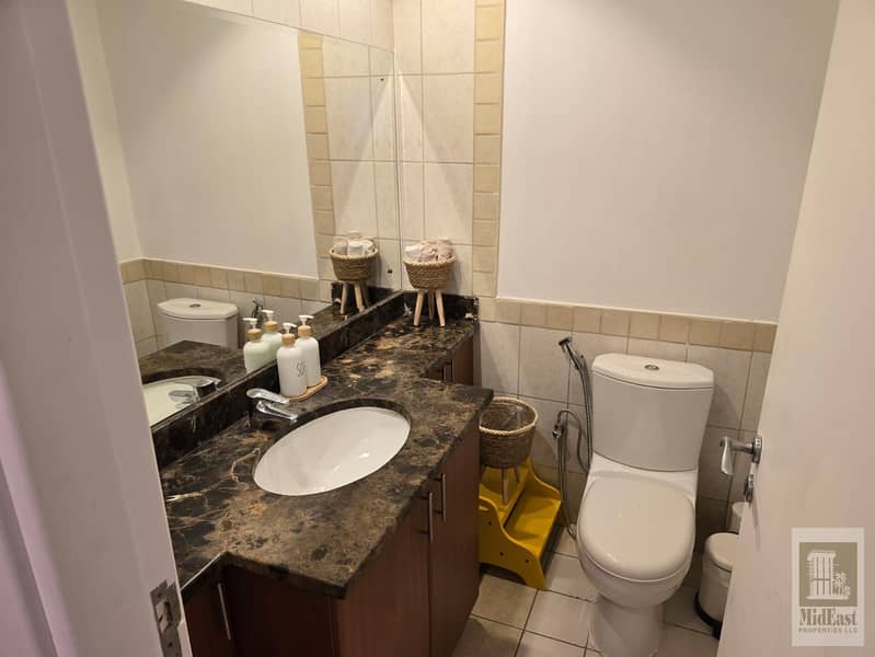 22 20_Guest_Bathroom. jpg