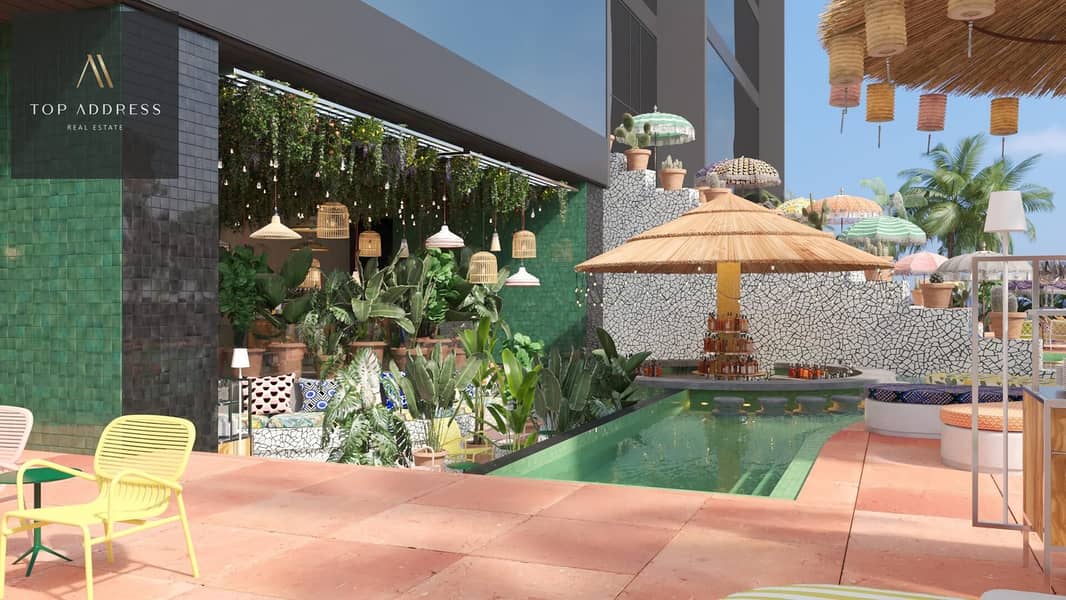 12 mama shelter pool1. jpg