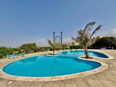 2 habitaciones Apartamento para en Alquiler en Yasmin Village, Ras Al Khaimah - pool yv. jpeg