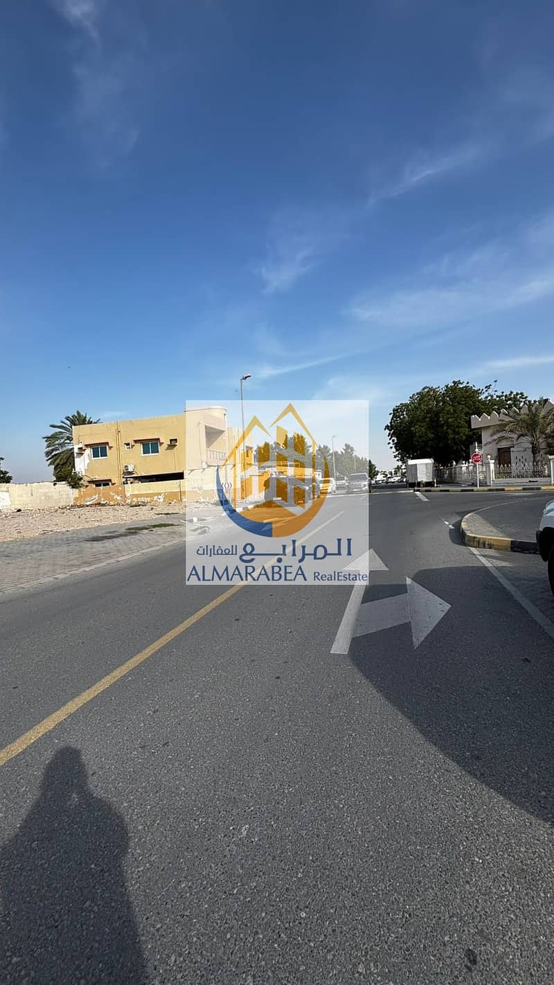 8 8b305181-3ee2-4275-bedc-a1056ad022c0. jpeg