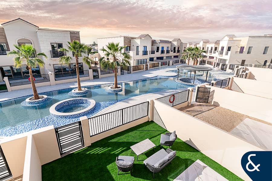 Exclusive | Furnished | Lagoon backing Exclusive | Furnished | Lagoon backing