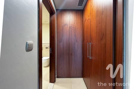 2 Bedroom Flat for Rent in Downtown Dubai, Dubai - Full Burj Khalifa Views | Unfurnished | Vacant
