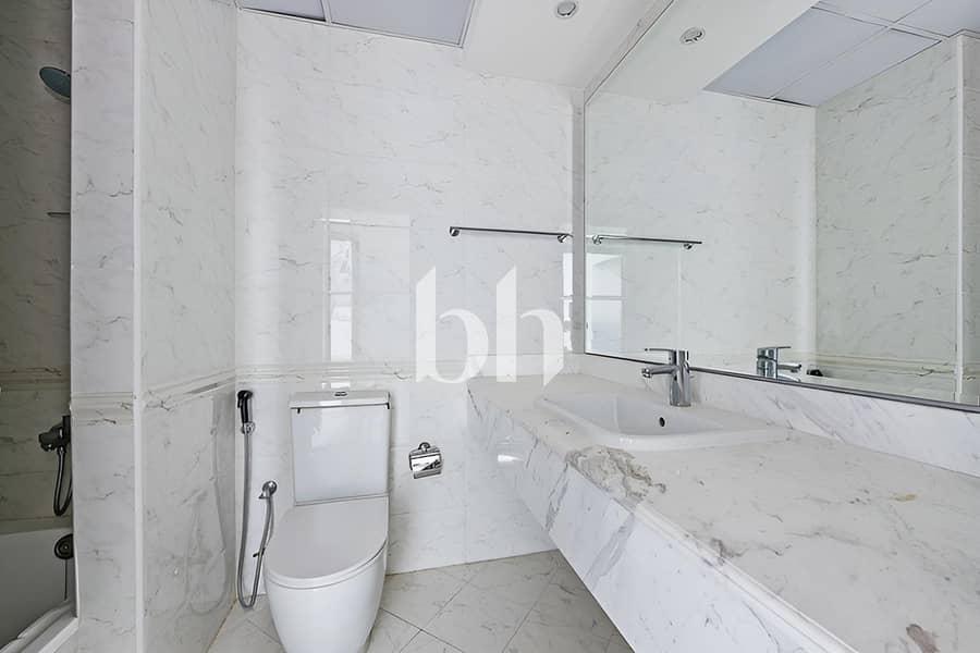10 Majestic Tower 1 BR 1