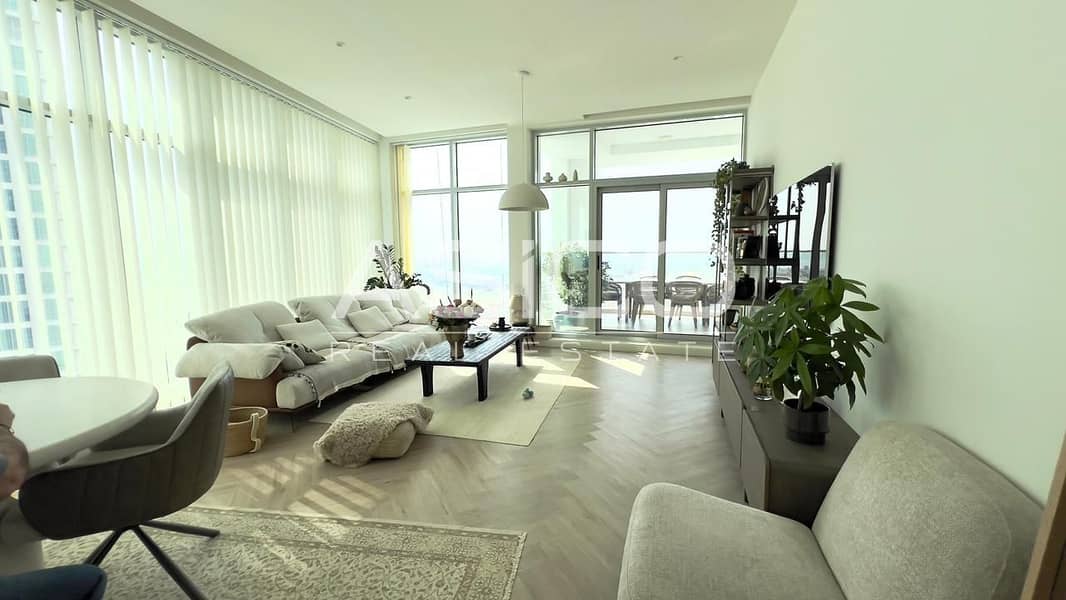 Luxury 3BR | Fully Renovated | Prime Area Luxury 3BR | Fully Renovated | Prime Area