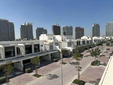 3 Bedroom Townhouse for Rent in DAMAC Hills, Dubai - Image 1 3 Bedroom Townhouse for Rent in DAMAC Hills, Dubai - Image 1