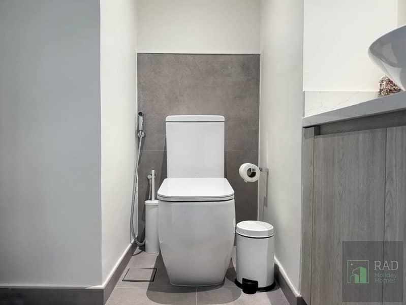 Stylish 1BR in Viera Residence Production City - Image 17