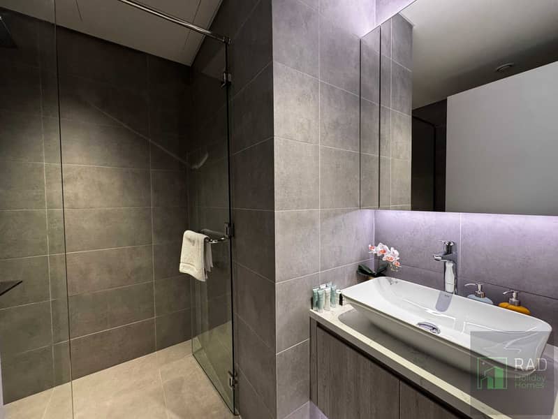 Stylish 1BR in Viera Residence Production City - Image 18
