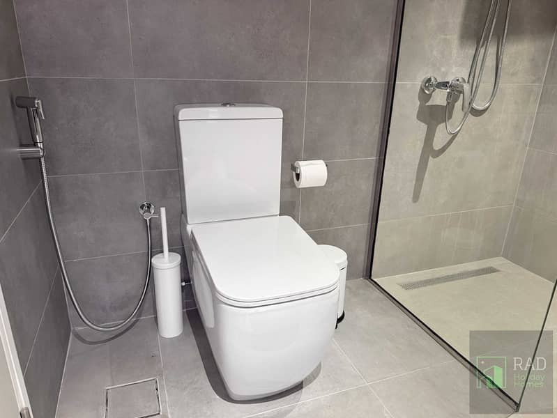 Stylish 1BR in Viera Residence Production City - Image 20