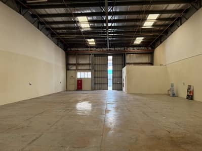 Warehouse te Huur in Dubai Investment Park (DIP), Dubai - Magazijn in Dubai Investment Park (DIP)，Dubai Investment Park 1, 278800 AED - 15462405
