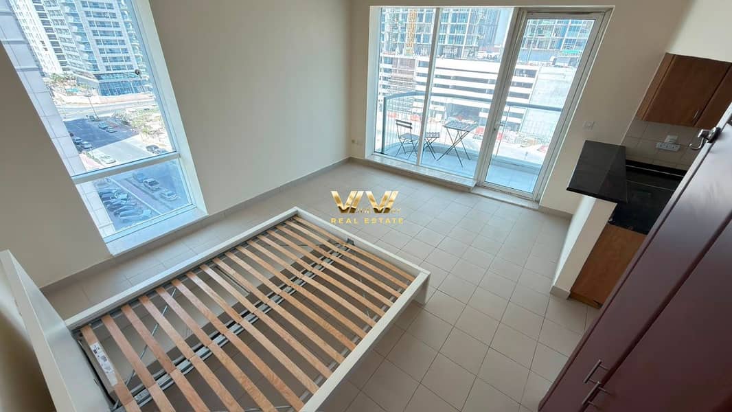 7 276236e5-335f-4601-a4d7-e0cc9c6f1b52. jpg