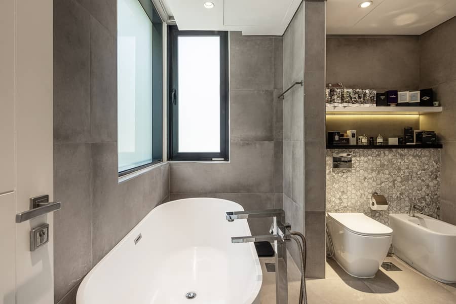 10 0L7A7419-HDR. jpg