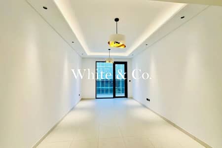 2 Bedroom Flat for Sale in Jumeirah Village Circle (JVC), Dubai - Study Room | Large Layout | Vacant Now 2 Bedroom Flat for Sale in Jumeirah Village Circle (JVC), Dubai - Study Room | Large Layout | Vacant Now