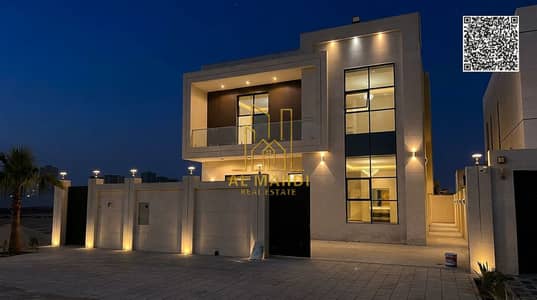5 Cпальни Вилла Продажа в Аль Амера, Аджман - Luxury_villa_nighttime_scene_202605270102. jpeg 5 Cпальни Вилла Продажа в Аль Амера, Аджман - Luxury_villa_nighttime_scene_202605270102. jpeg