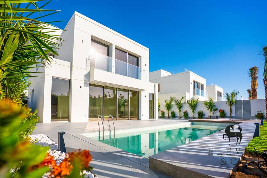 Waterfront Views | Fully Landscaped | Exclusive - Image 1
