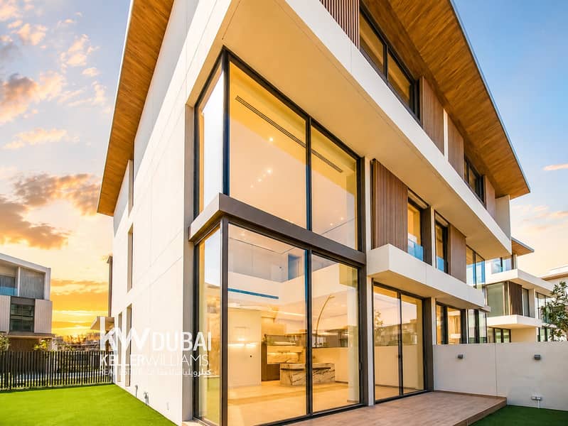 Rare G+2 Twin | Private Lift | Oversized Plot Rare G+2 Twin | Private Lift | Oversized Plot