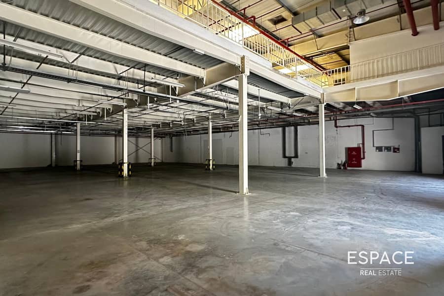 位于迪拜投资园区(DIP),2期 的仓库 950000 AED - 15464434 位于迪拜投资园区(DIP),2期 的仓库 950000 AED - 15464434