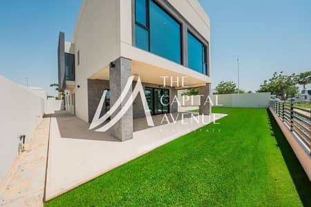 4 Bedroom Villa for Rent in Yas Island, Abu Dhabi - WhatsApp Image 2026-05-14 at 13.19. 26 (3). jpeg 4 Bedroom Villa for Rent in Yas Island, Abu Dhabi - WhatsApp Image 2026-05-14 at 13.19. 26 (3). jpeg