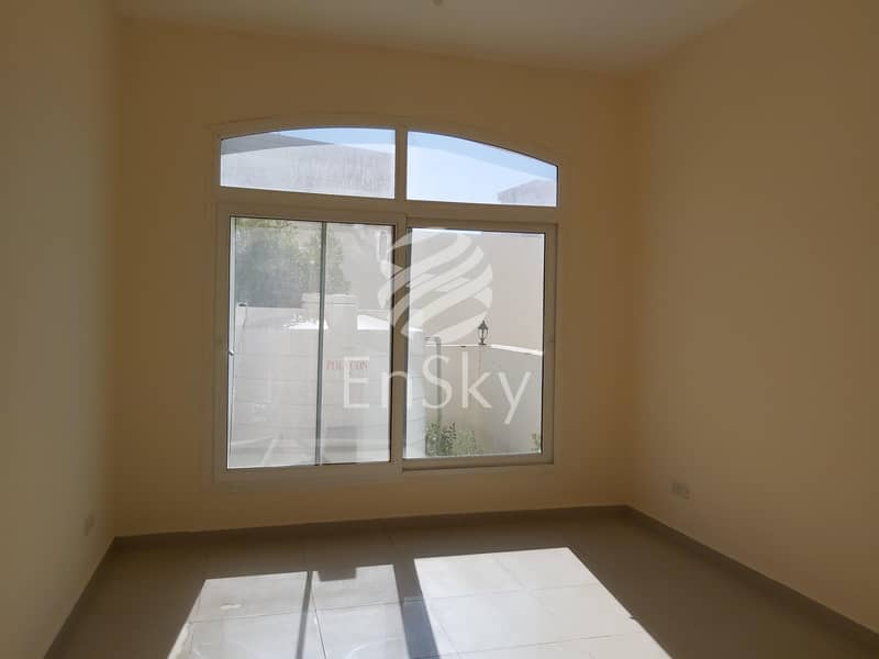 7 BedRooms Neat and Clean Villa In Mushrif Area