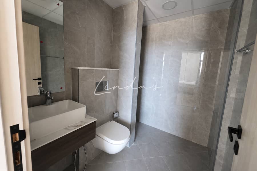 4 images image img