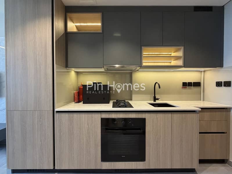 Park View | Brand New | Fully Furnished - Image 3