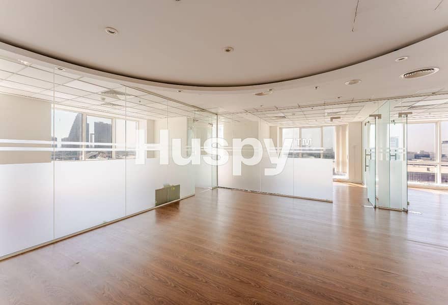 1 Parking Space | Fitted | Near Metro 1 Parking Space | Fitted | Near Metro