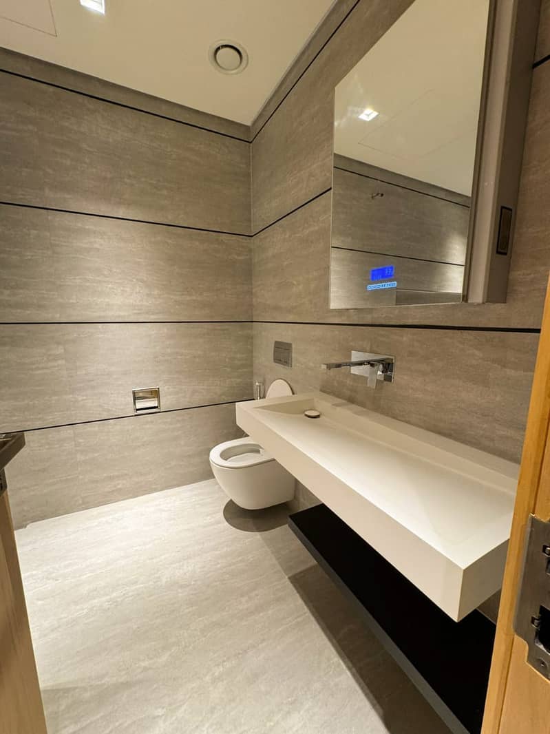 9 WhatsApp Image 2025-09-17 at 3.52. 43 PM (1). jpeg