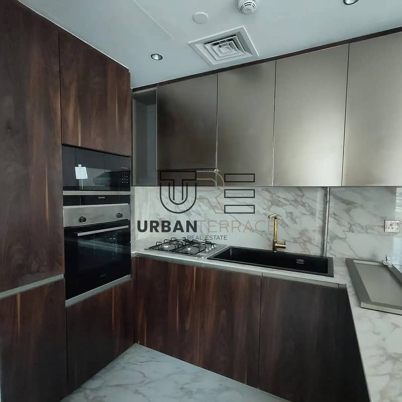SPACIOUS UNIT | VACANT & READY TO MOVE IN | NEAR METRO - Image 5