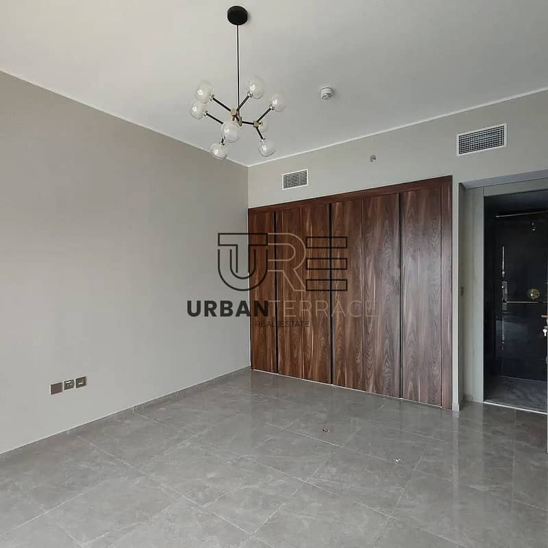SPACIOUS UNIT | VACANT & READY TO MOVE IN | NEAR METRO - Image 8