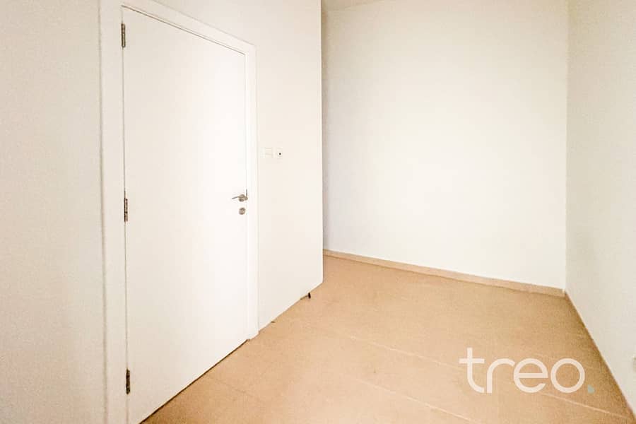 11 St The Avenue, V 003, Reem 3 - 5. jpg