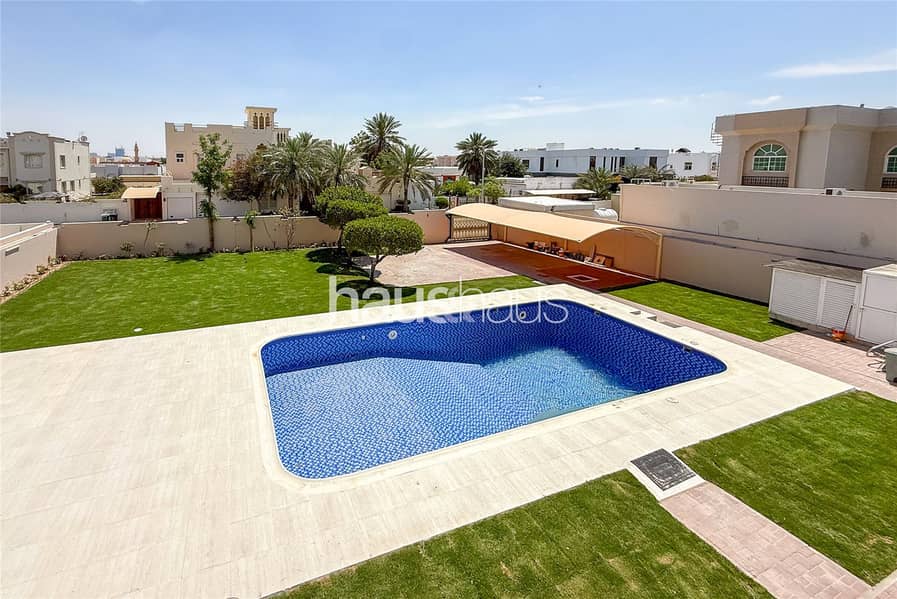 Freshly Renovated | Huge Plot | Prime Location Freshly Renovated | Huge Plot | Prime Location