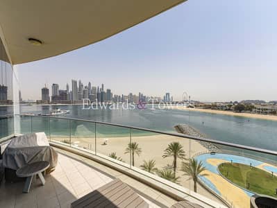 3 Bedroom Apartment for Rent in Palm Jumeirah, Dubai - Upgraded 3BR+M | Full Sea View | Furnished 3 Bedroom Apartment for Rent in Palm Jumeirah, Dubai - Upgraded 3BR+M | Full Sea View | Furnished