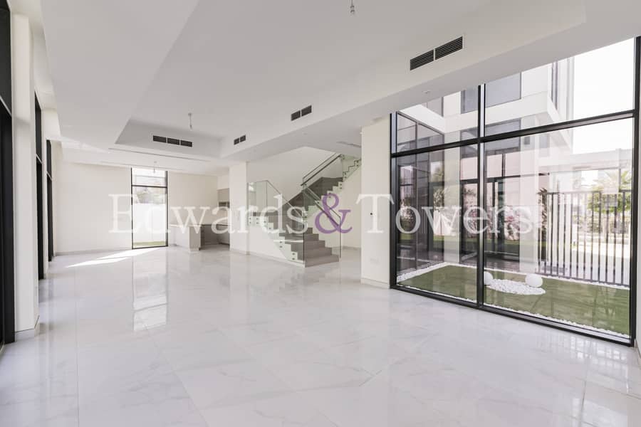Villa en Al Furjan,Murooj Al Furjan, 5 dormitorios, 460000 AED - 14323264 Villa en Al Furjan,Murooj Al Furjan, 5 dormitorios, 460000 AED - 14323264