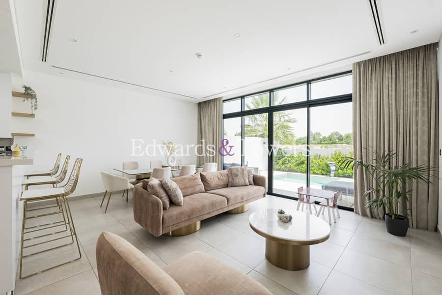 Exclusive | Park And Lake View | Private Pool Exclusive | Park And Lake View | Private Pool