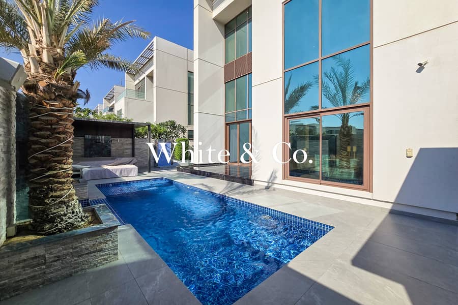 Burj Views | Fully Upgraded | Private Pool Burj Views | Fully Upgraded | Private Pool