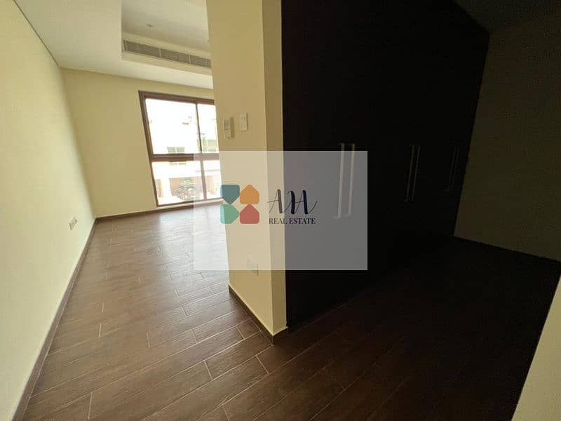 3 VILLA4 2.0. jpg