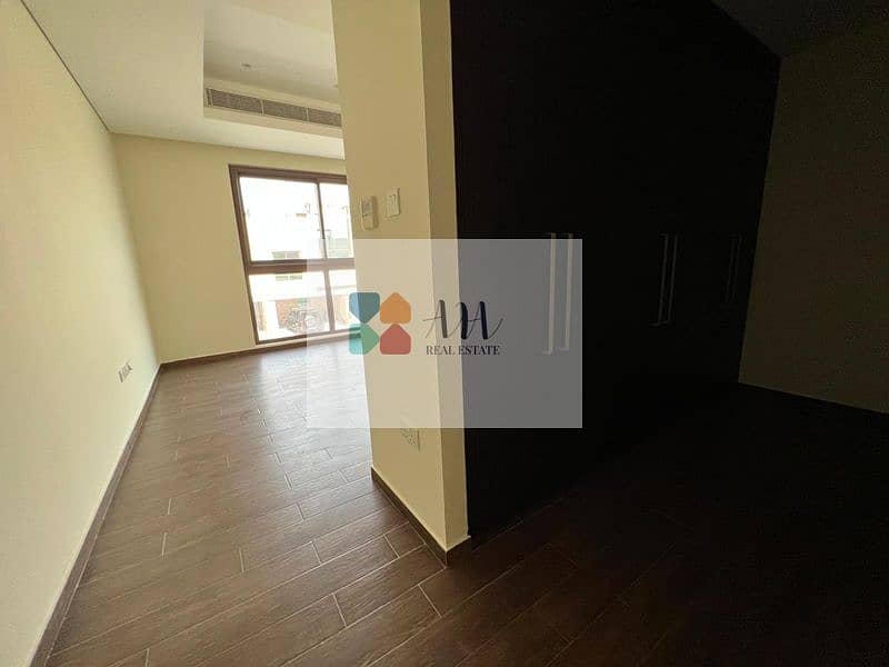 4 VILLA3 2.0. jpg
