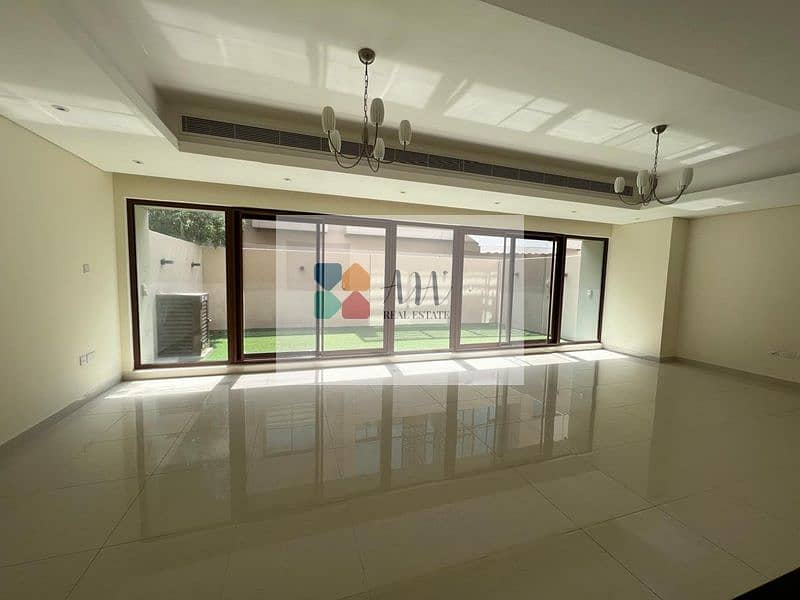 11 VILLA12 2.0. jpg