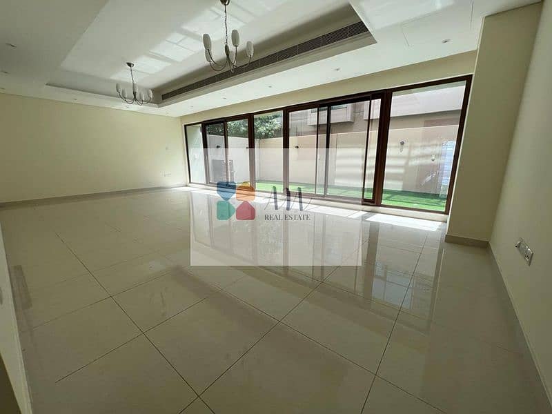 12 VILLA13 2.0. jpg
